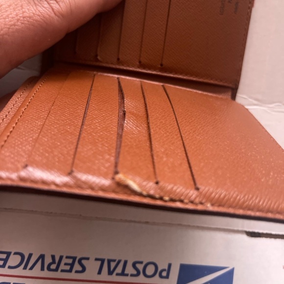 Vintage Louis Vuitton monogram wallet - Picture 12 of 13